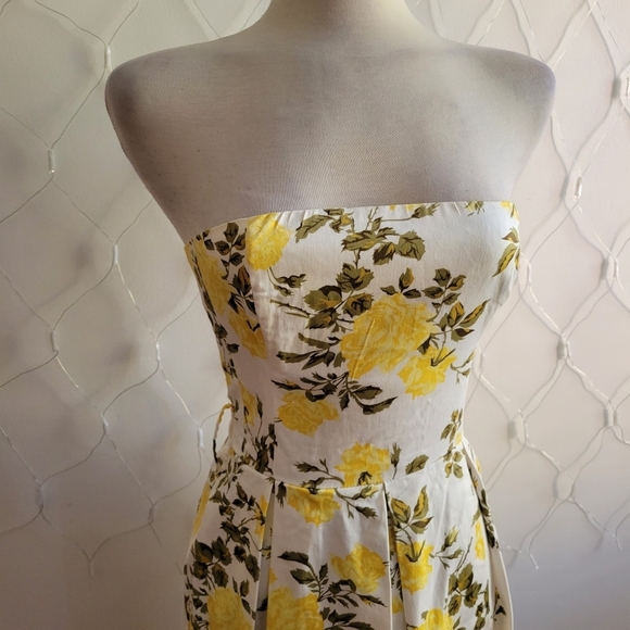 Spring Strapless Retro Floral Dress / Forever 21 / Yellow/White / Size Small - Picture 2 of 7